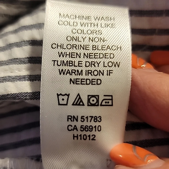 Maurices grey/White Striped blaser. NWOT - Picture 10 of 10